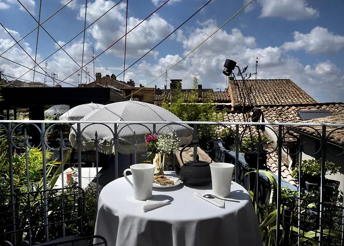 Hotel Priori Secret Garden
